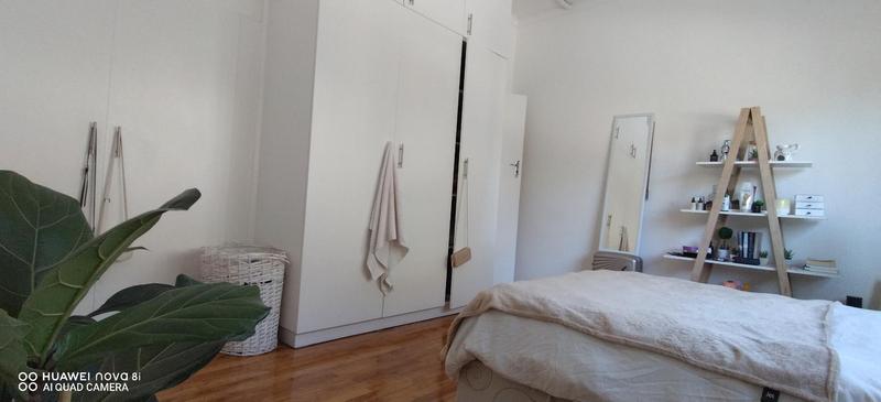 To Let 2 Bedroom Property for Rent in Muizenberg Western Cape